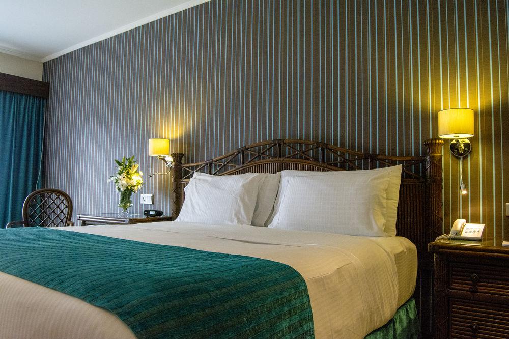 Camino Real Hotel